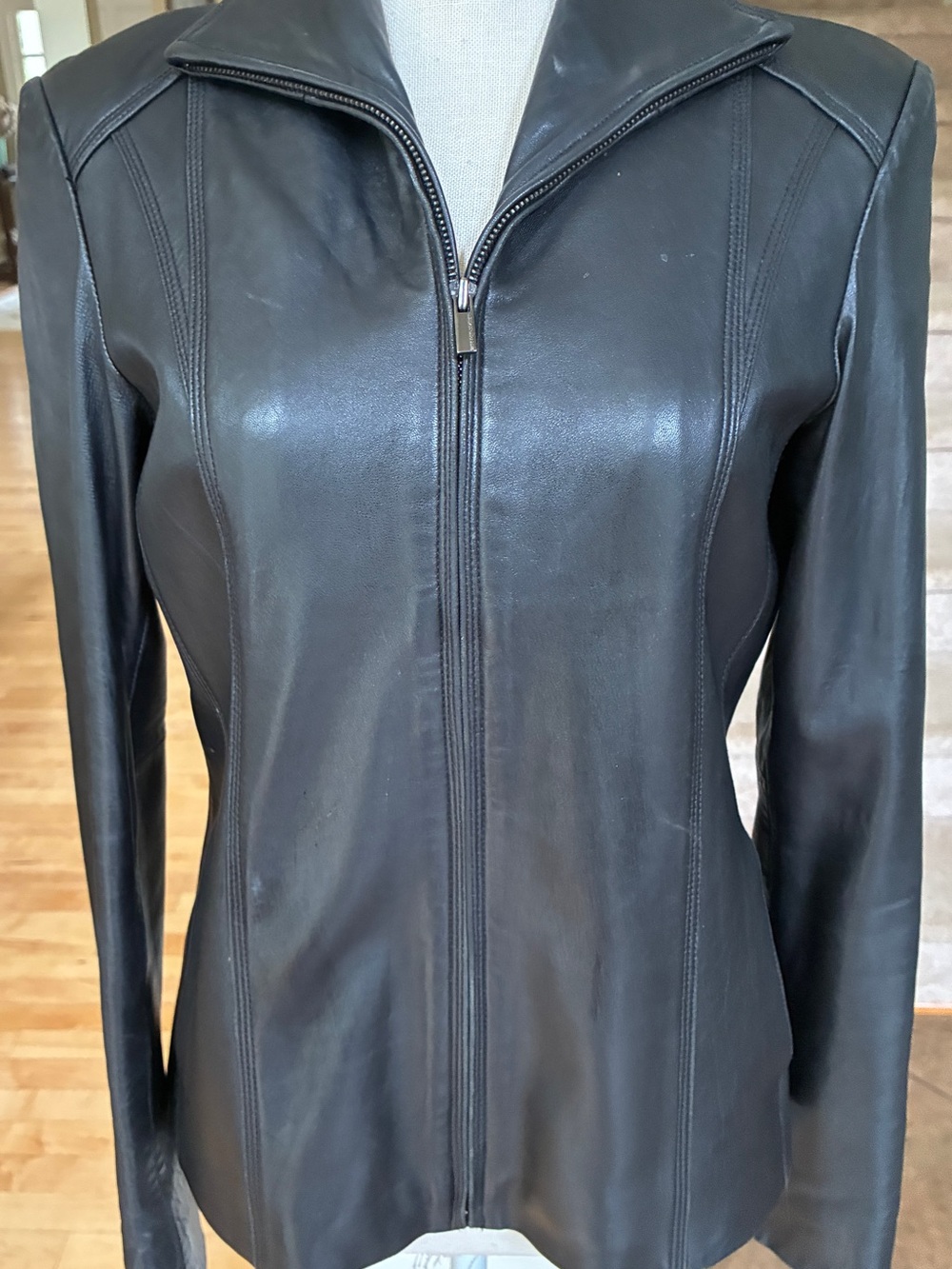 Wilsons Leather Black Slim Zip-Up Leather Jacket